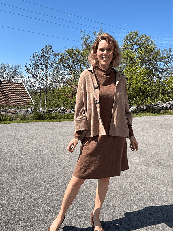7032 Kjole, Camel Melange, Merino