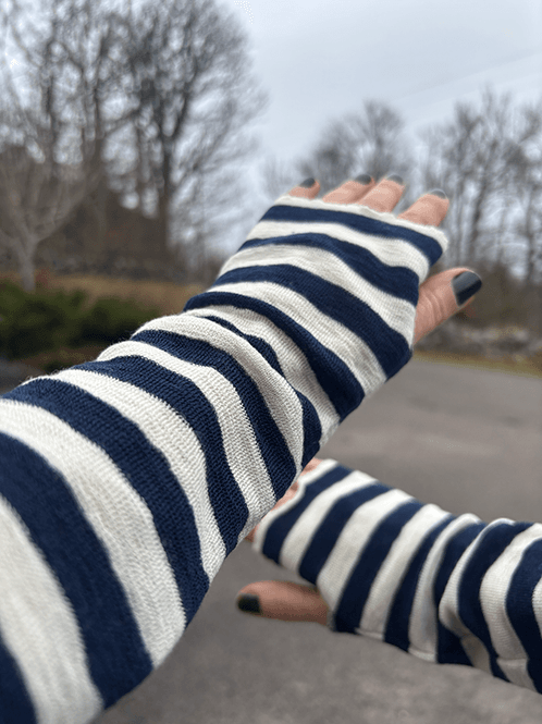 Hovedbilde 1014 Pulser, Navy / Raw White, Merino