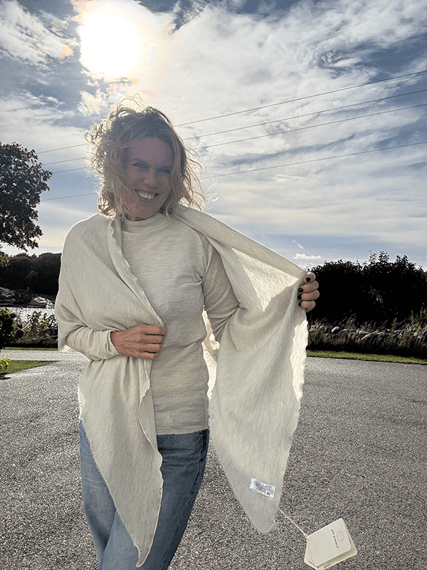 1063 Sjal Curling, Pearl Grey Melange, Merino
