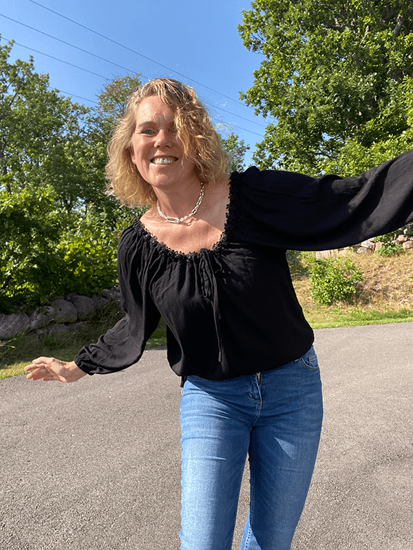 Leona Topp, Black, Rayon