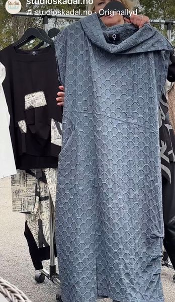 Hovedbilde PreOrder: 5042 Kjole, Bubble, Bomull, Blå